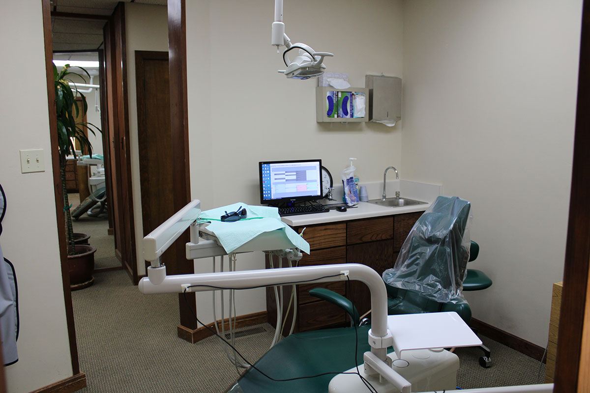Exam room at Oak Tree Dental.